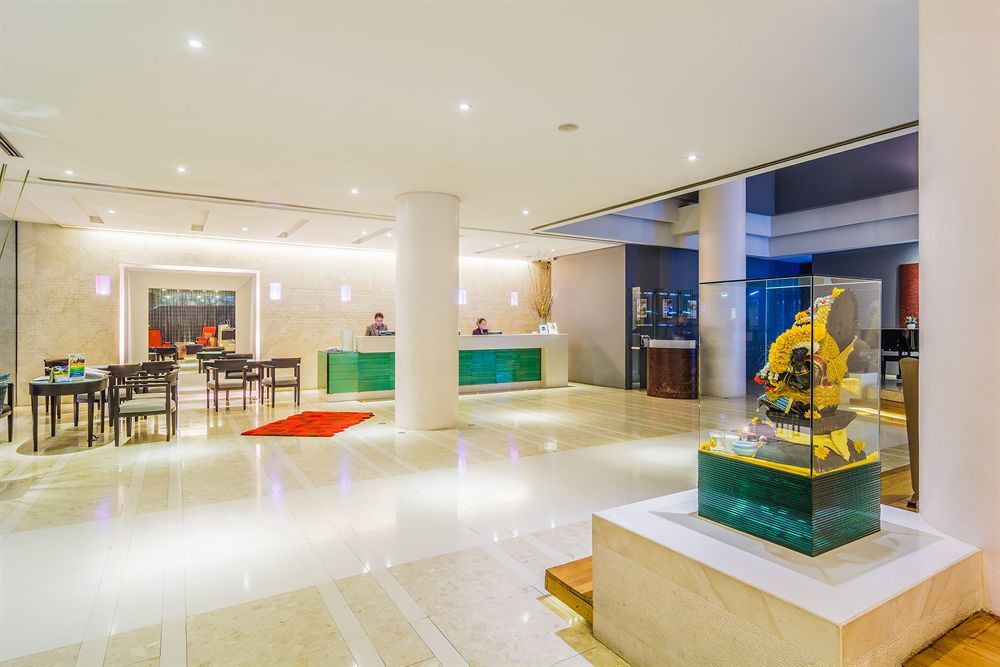 Belaire Bangkok Sukhumvit Hotel Екстериор снимка